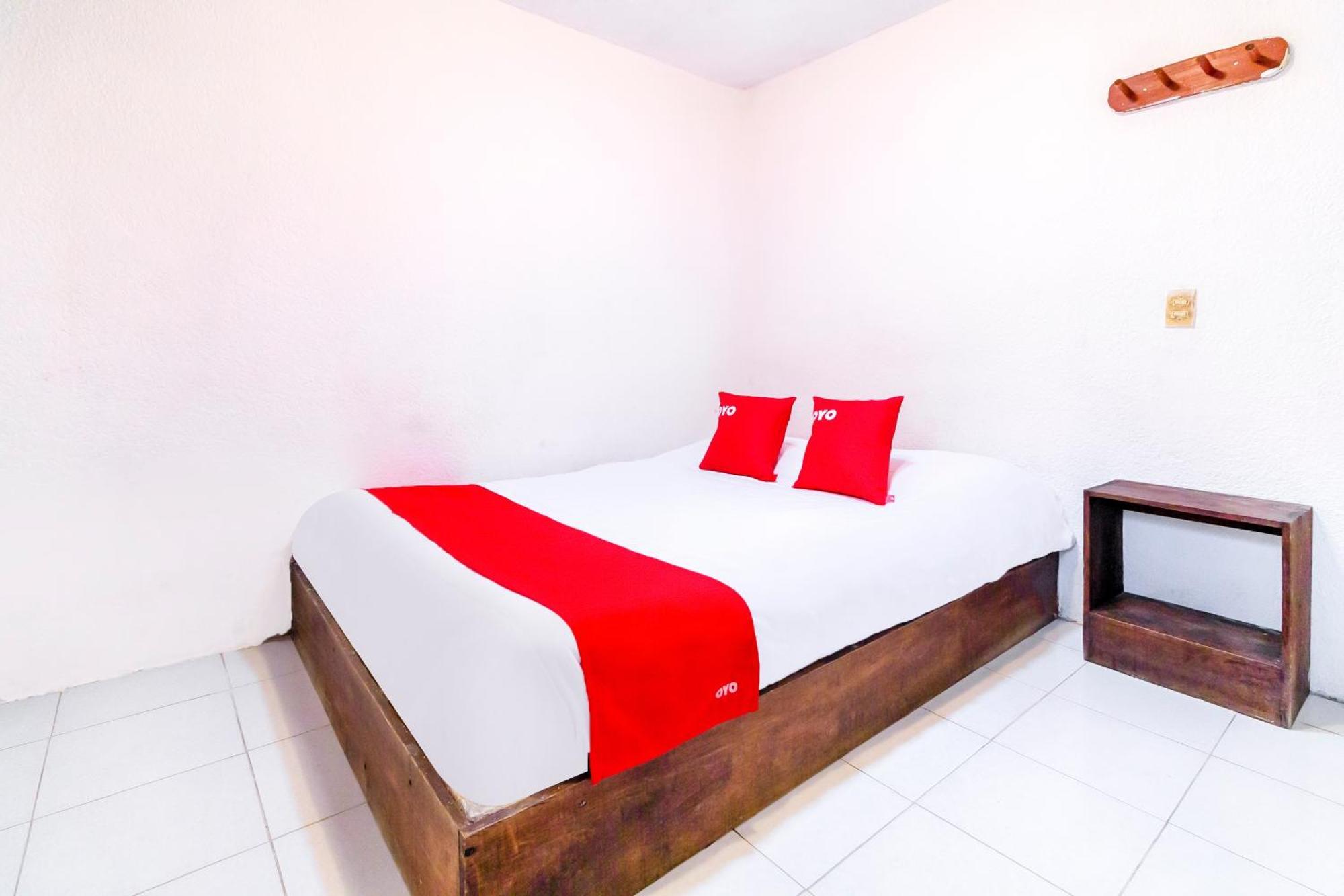San Cristóbal de Las Casas Oyo Hotel La Luna, Templo De Santo Domingo De Guzman מראה חיצוני תמונה